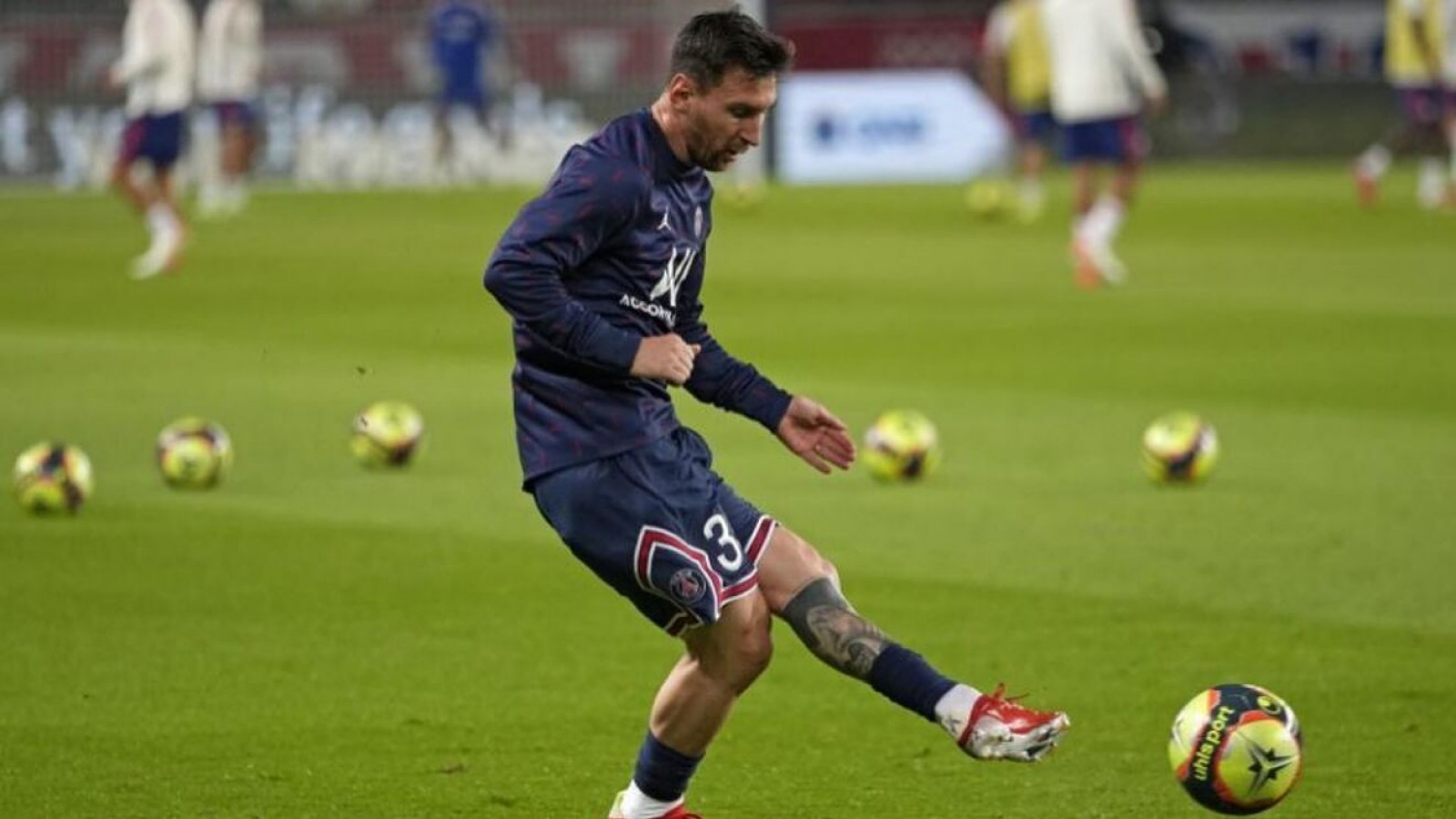 Messi entrenó con normalidad y jugaría frente al Manchester City