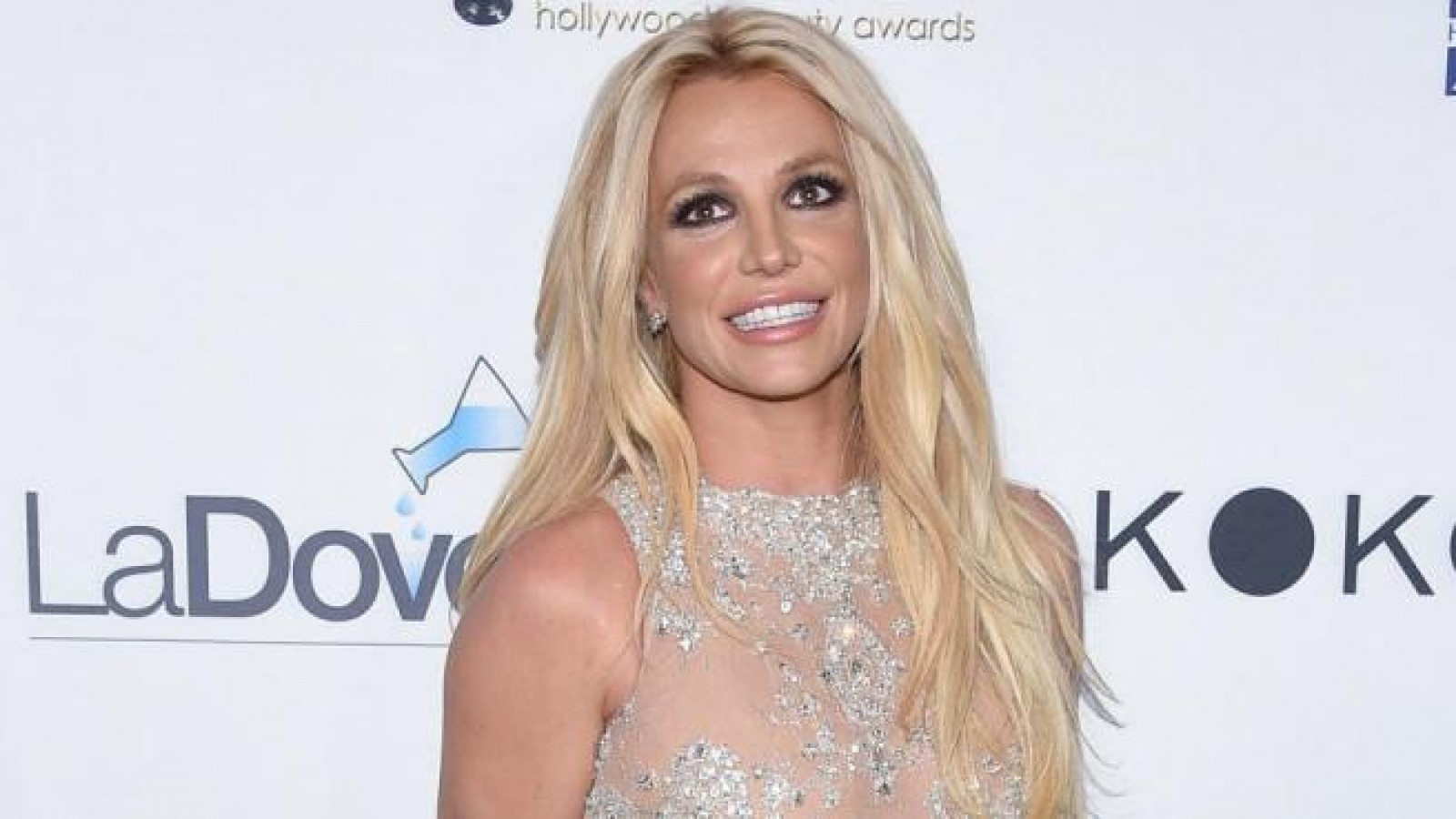 Se suspendió la tutela legal que tenía el padre sobre Britney Spears