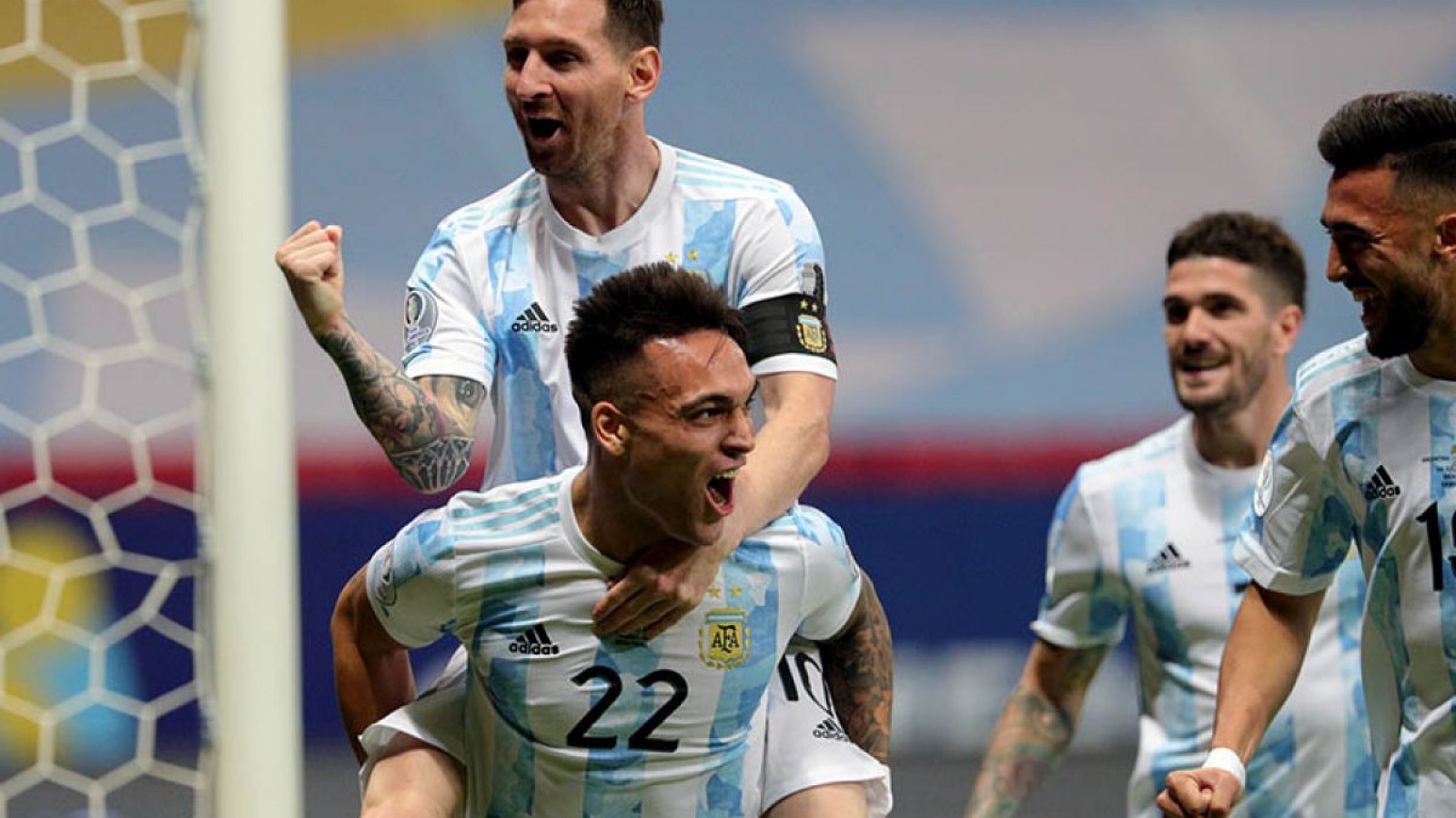 Llegaron algunos jugadores de equipos europeos a entrenar con la Selección