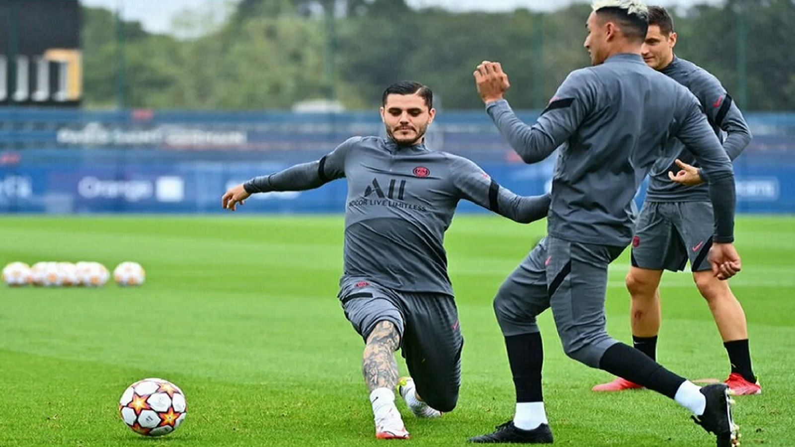 Icardi volvió a los entrenamientos con el PSG tras sus problemas personales