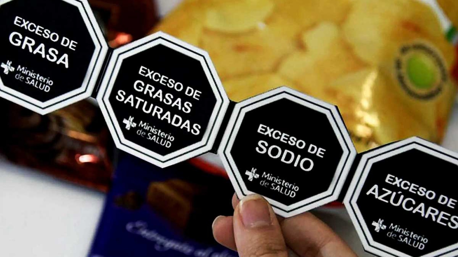 Es ley el etiquetado frontal de alimentos