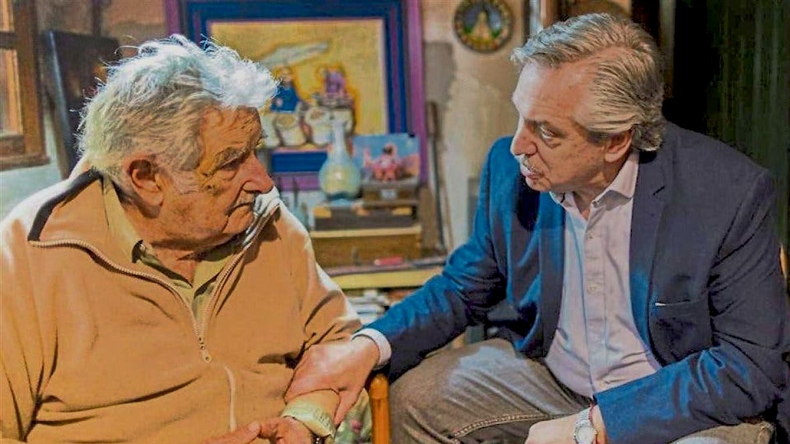Pepe Mujica es condecorado con la orden del Libertador San Martín