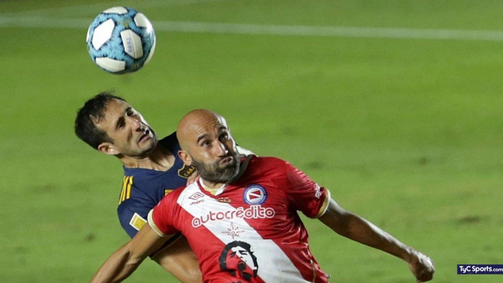 Boca y Argentinos se disputan el primer lugar en la Copa Argentina