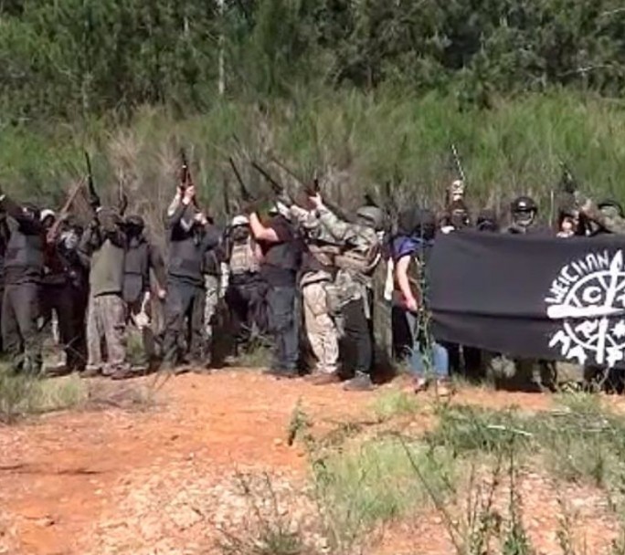 Tras la militarización de Piñera, mapuches amenazan con resistencia armada