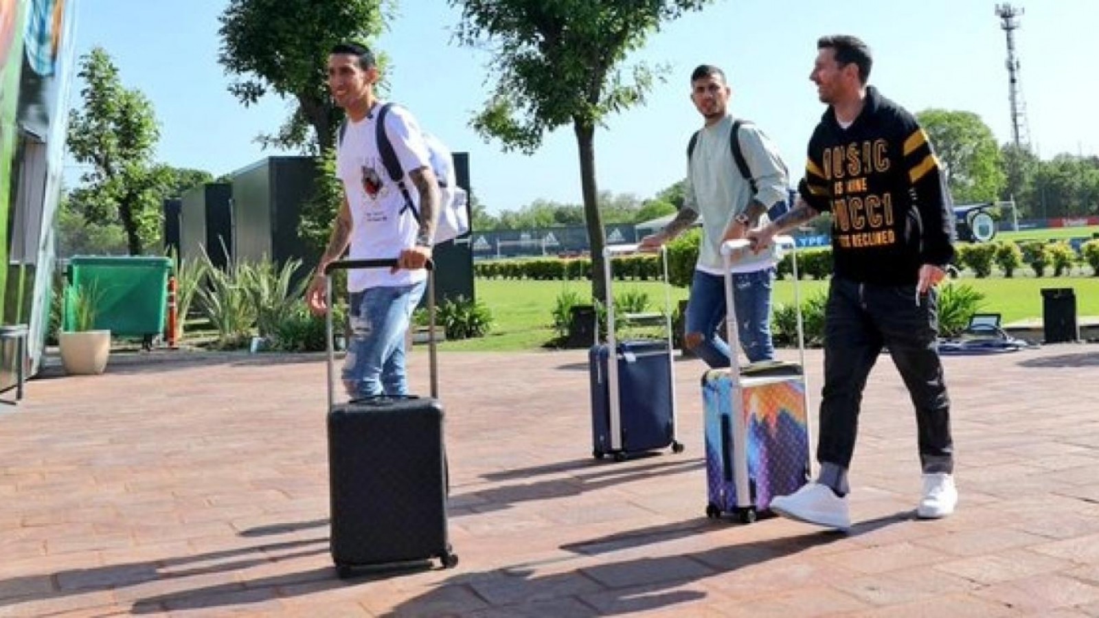 En medio de una polémica por la lesiones, llegaron los jugadores del PSG