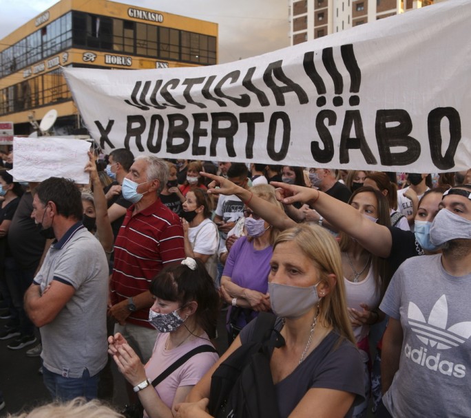 Masiva marcha para pedir justicia y seguridad en Ramos Mejía