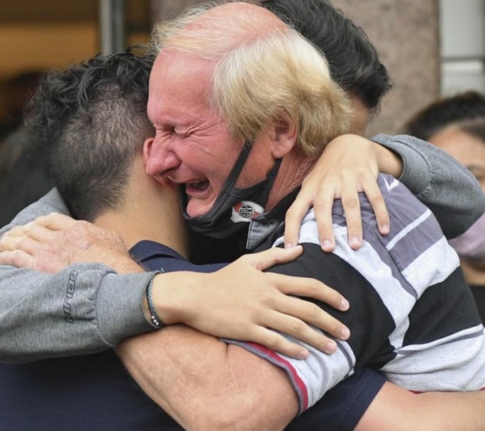 Familiares y amigos despidieron al kiosquero asesinado en Ramos Mejía