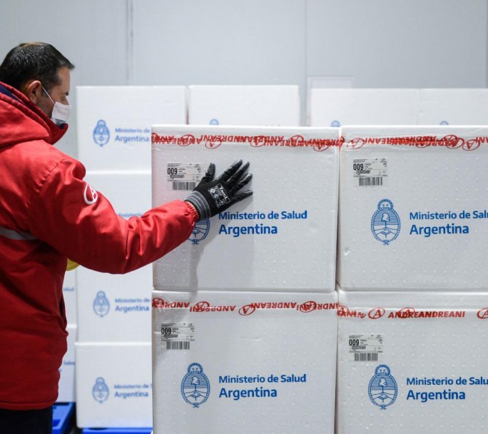 Casi un millón de vacunas serán donadas por Argentina a distintos países alrededor del mundo