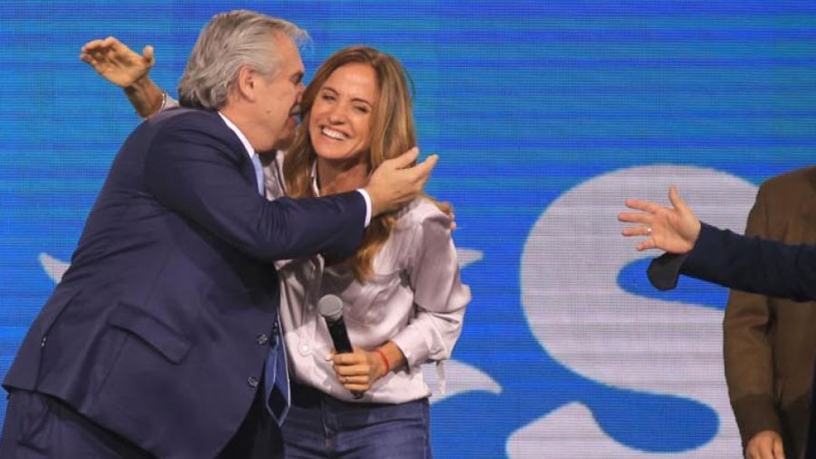 Del moderado festejo a la celebración del Frente de Todos por llegado casi al empate en la provincia