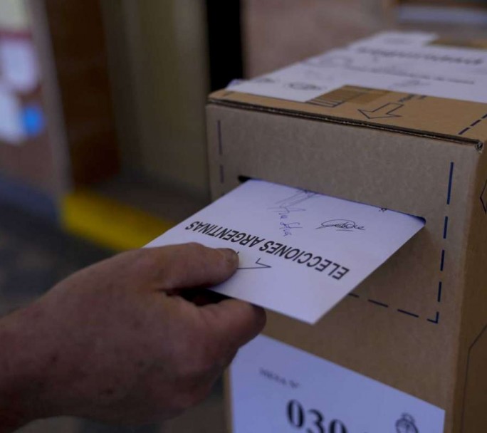 Más de un millón de personas votaron en blanco o anularon su voto en el país