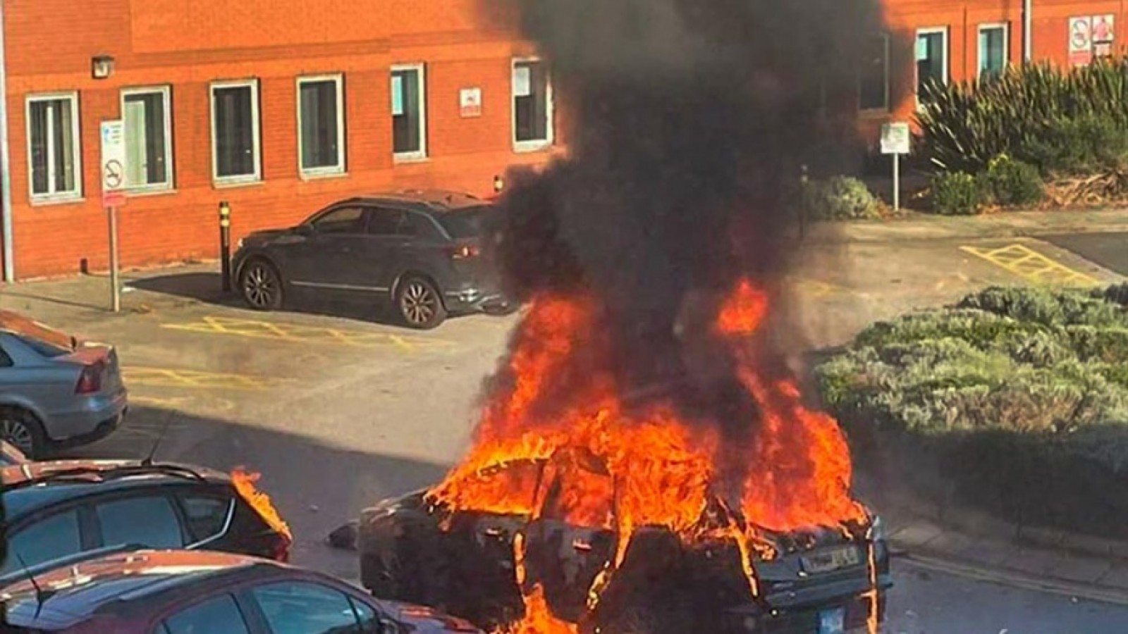 Atentado terrorista en Inglaterra: hablaron los familiares del conductor del taxi donde explotó la bomba