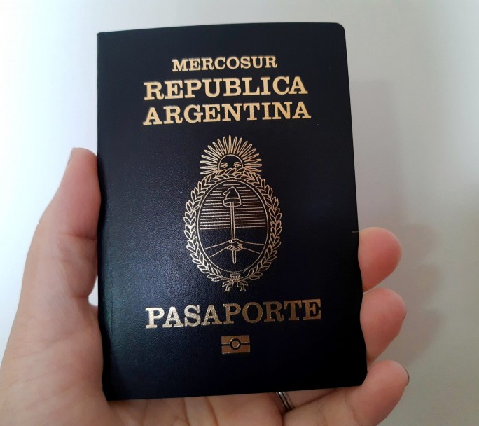 Aumentó el trámite para sacar el pasaporte, subió de $1.500 a $4.000