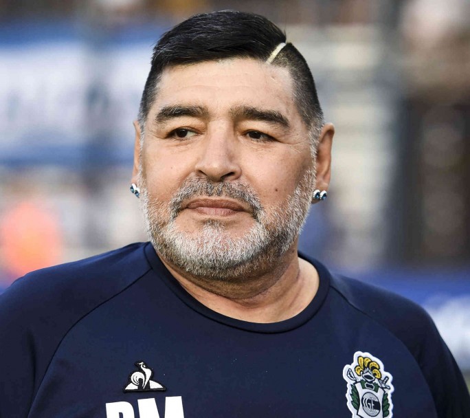 La Justicia citó a declarar hoy al médico que atendió a Diego Maradona antes de su muerte