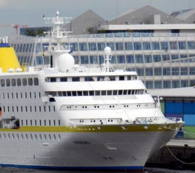 Puerto Madryn: el intendente subrayó que no dejará que el buque proveniente de Cabo Verde arribe allí