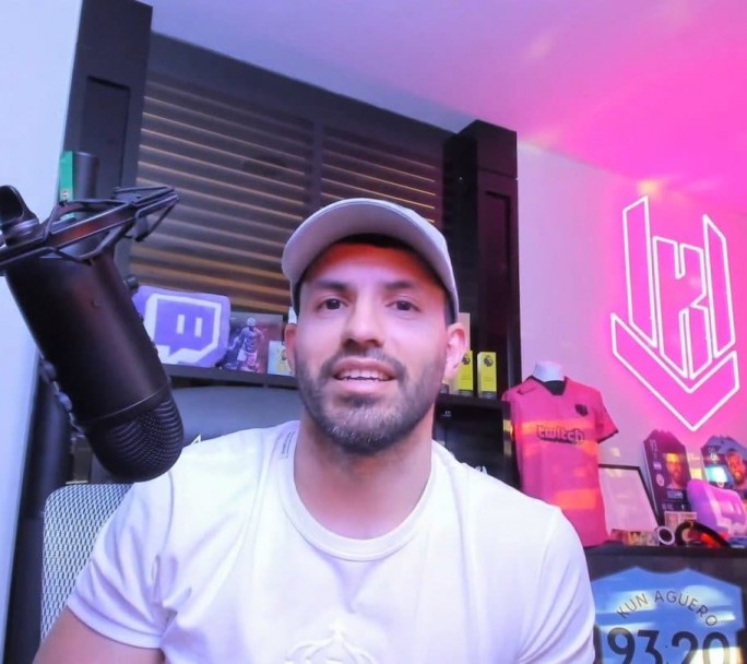 El delantero Sergio Agüero evitó hablar acerca de la arritmia que sufre