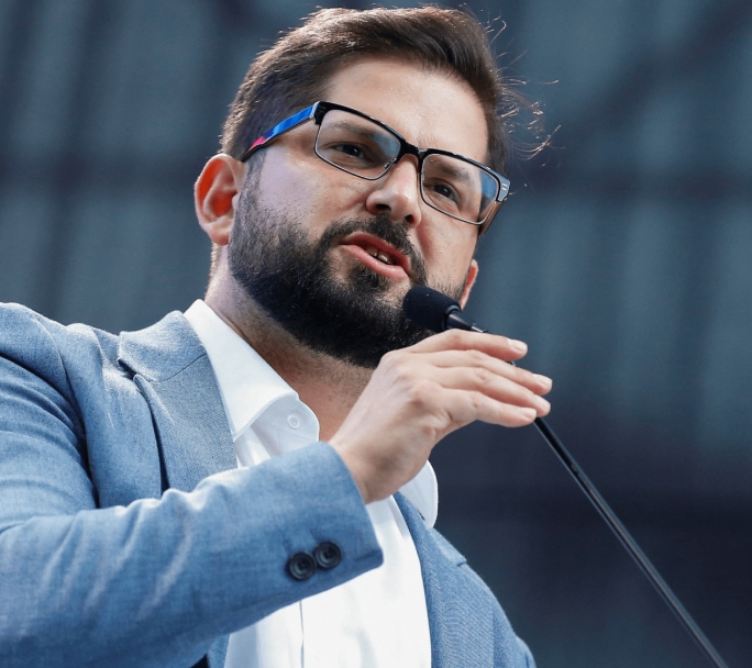 Gabriel Boric es el sucesor de Sebastian Piñera en Chile