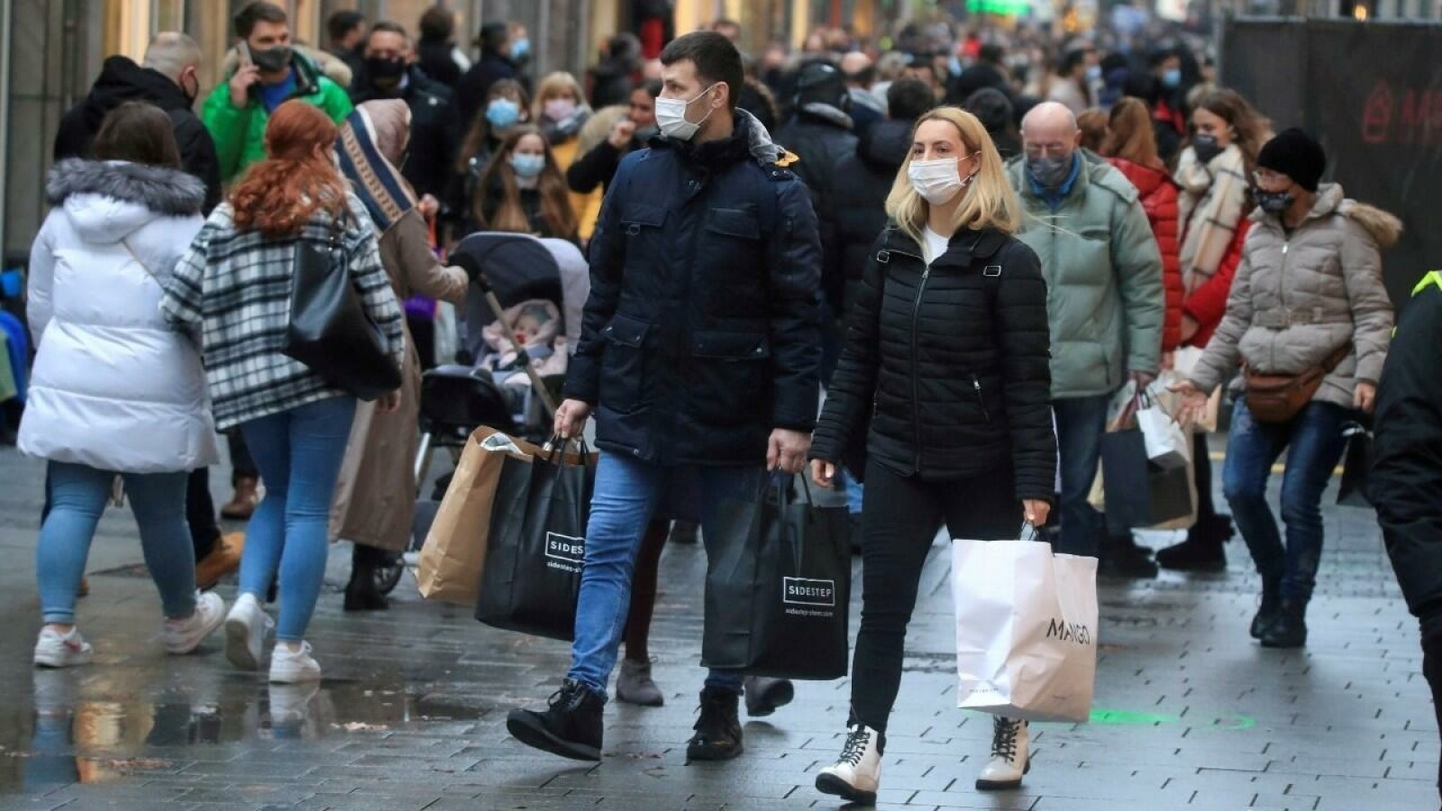 Aislamiento y protestas en Europa, ante la nueva ola de Coronavirus