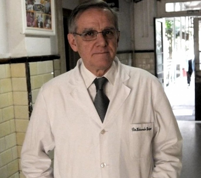 El infectólogo López advirtió que el problema mayor es que la gente "no se esta vacunando"