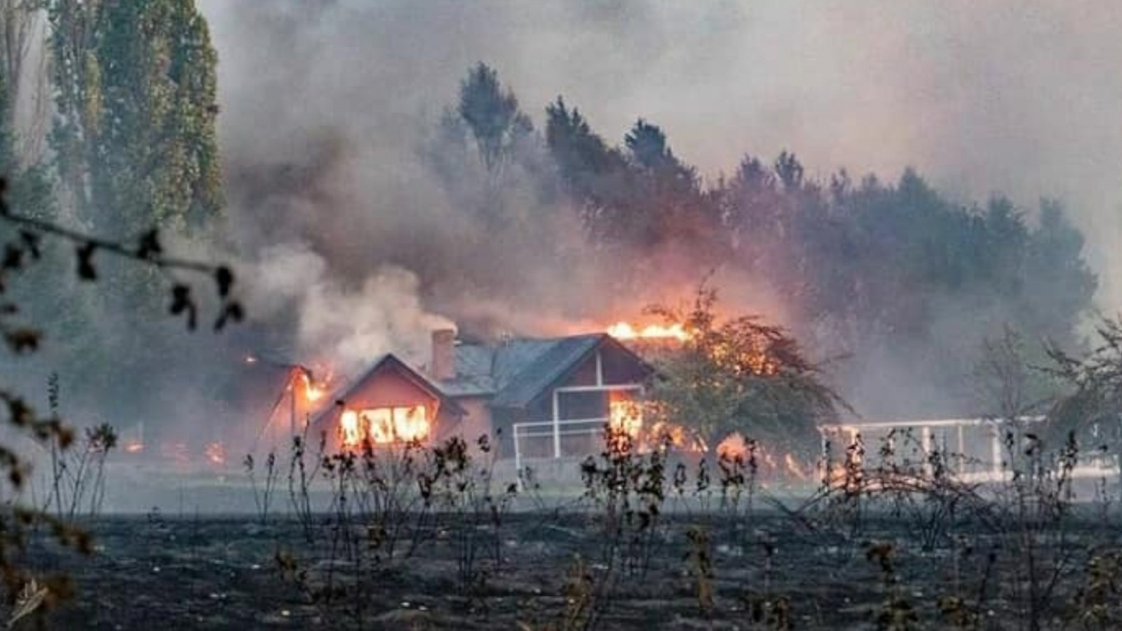 Incendios en la Patagonia: el Gobierno sostiene que están asociados al cambio climático