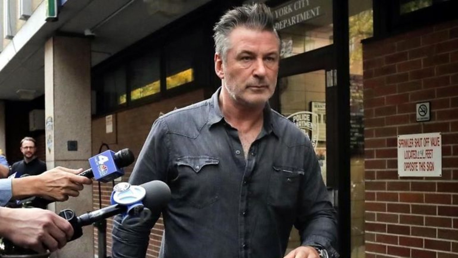 Nuevas pericias telefónicas a Alec Baldwin