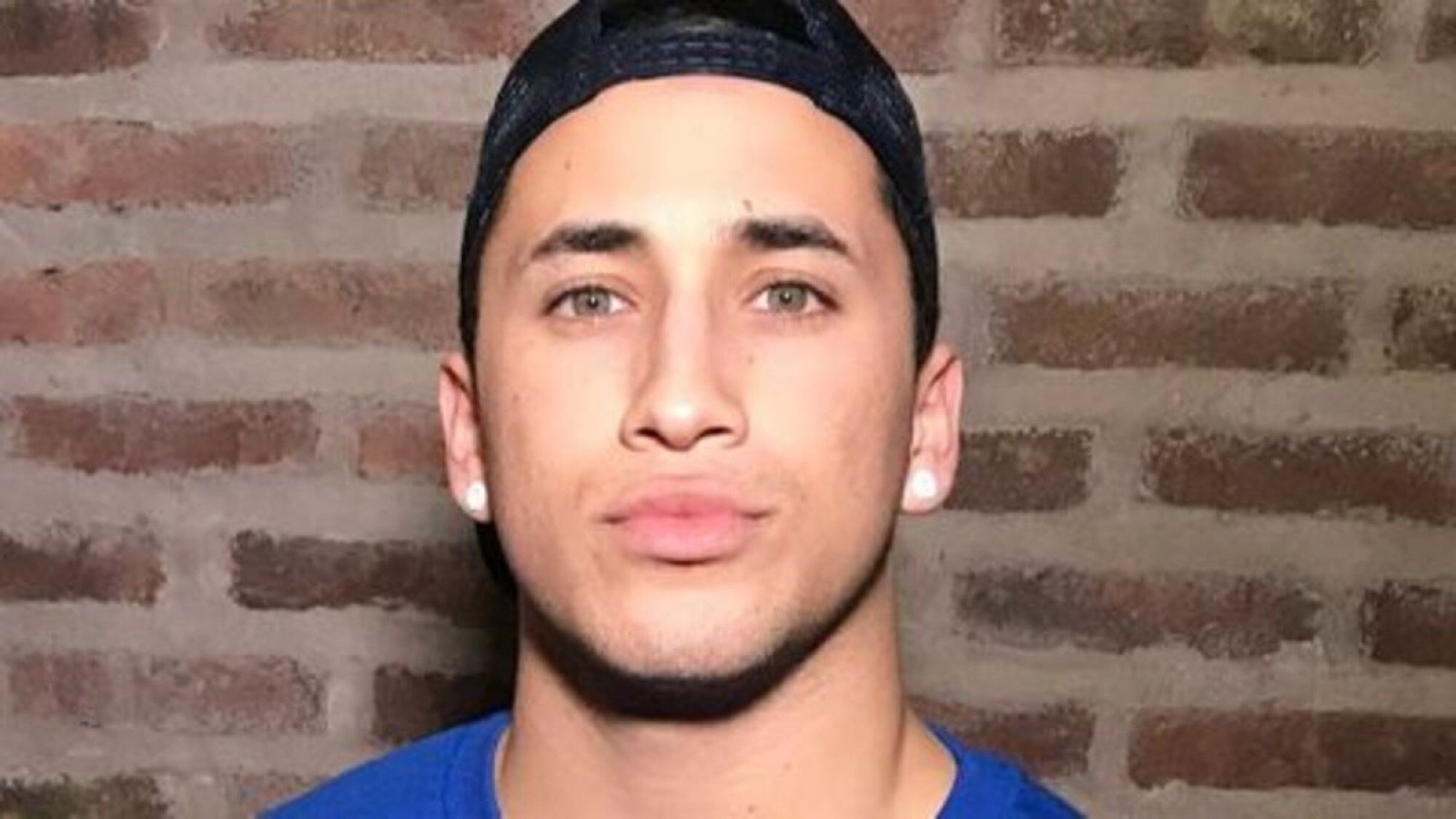 Yao Cabrera se cayó desde un tercer piso y está internado en grave estado