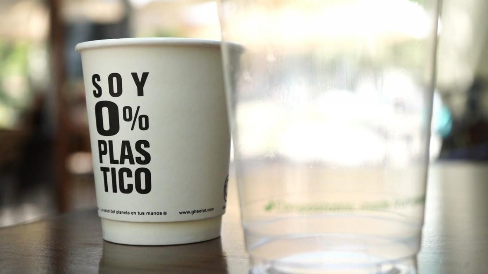 Chile prohibió pajillas y cubiertos de plástico en establecimientos expendedores de alimentos