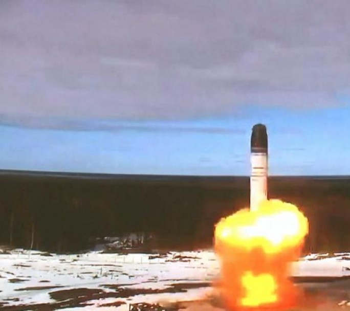 Rusia prueba un nuevo misil intercontinental