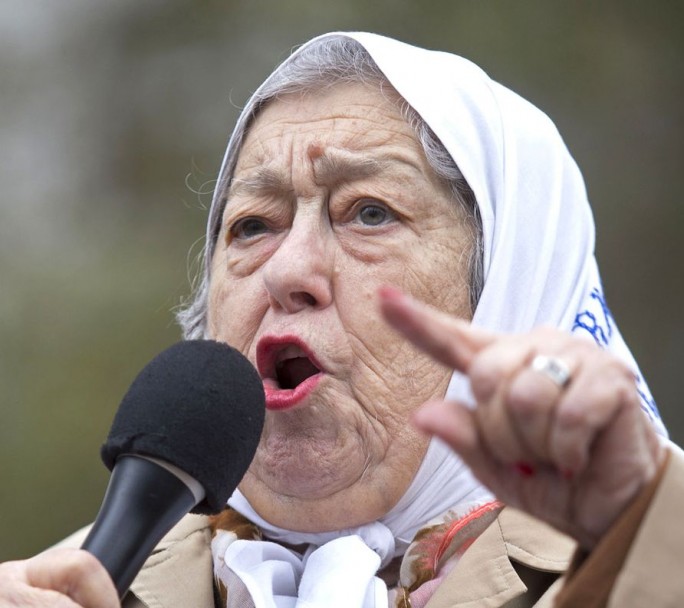 Hebe de Bonafini fue internada para realizarse estudios de rutina