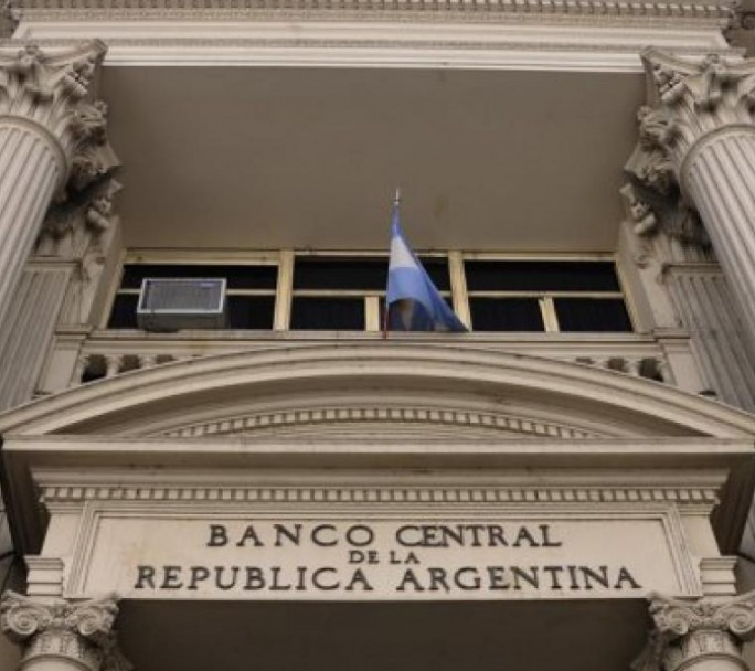 El BCRA aumento sus reservas en US$702 millones por un crédito del BID