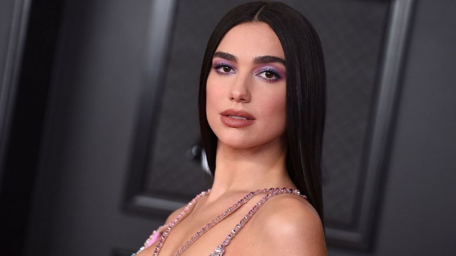 Dua Lipa no se presentará en la ceremonia de apertura Qatar 2022