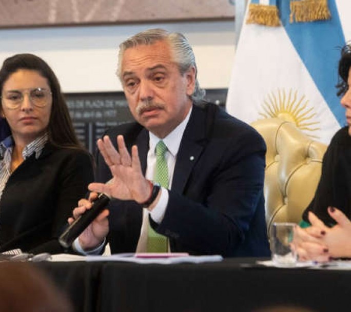 Fernández: "En 2018 había un presidente que se había ocupado de que no saliera la ley del aborto"