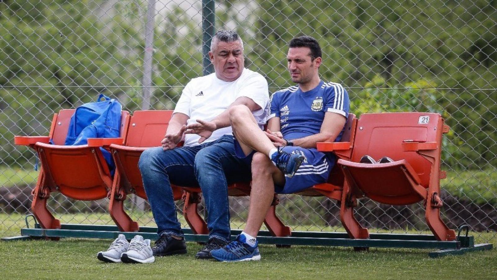 Scaloni y Tapia se reunirán para arreglar la continuidad del DT al frente de la Selección