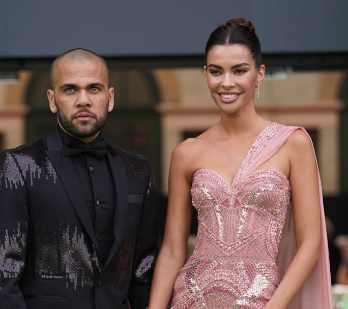 La esposa de Dani Alves visitó por primera vez al futbolista en la cárcel