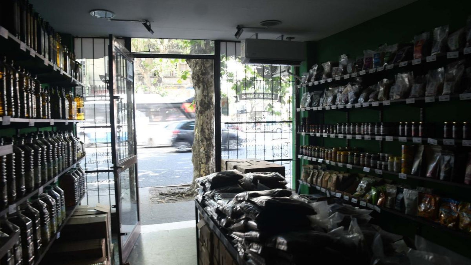 Con las altas temperaturas se mantienen los cortes de luz de Edenor y Edesur