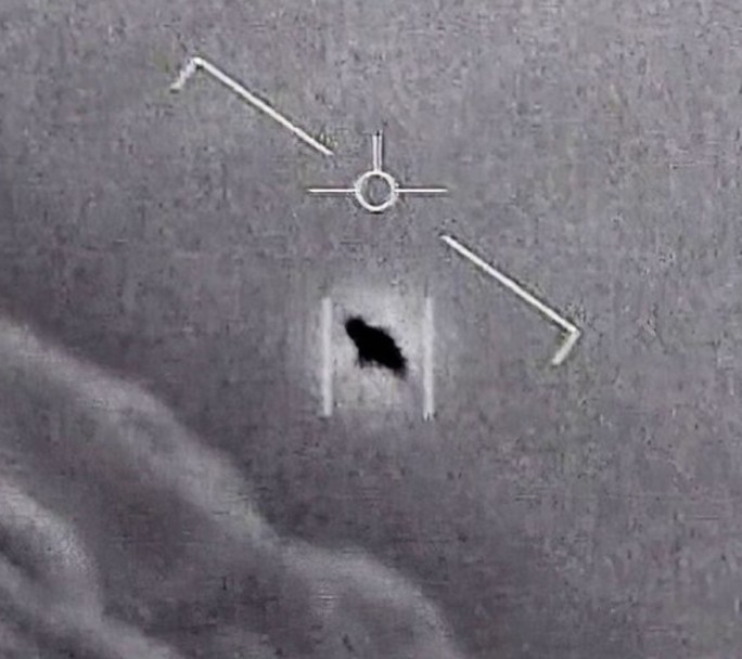 OVNI: el Primer Ministro canadiense declaró que estan buscando los restos del objeto