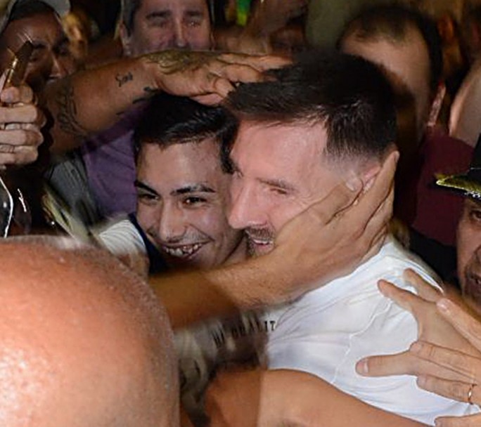 Lionel Messi cenó en Palermo con su familia y revolucionó la parrila Don Julio