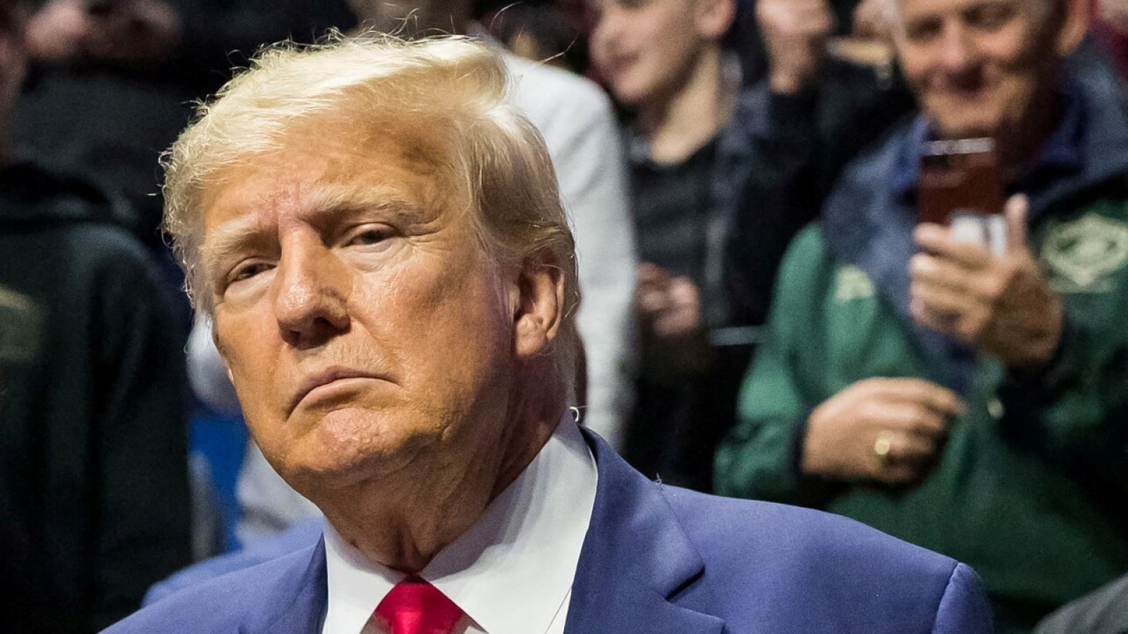 Donald Trump llegó a Nueva York para entregarse