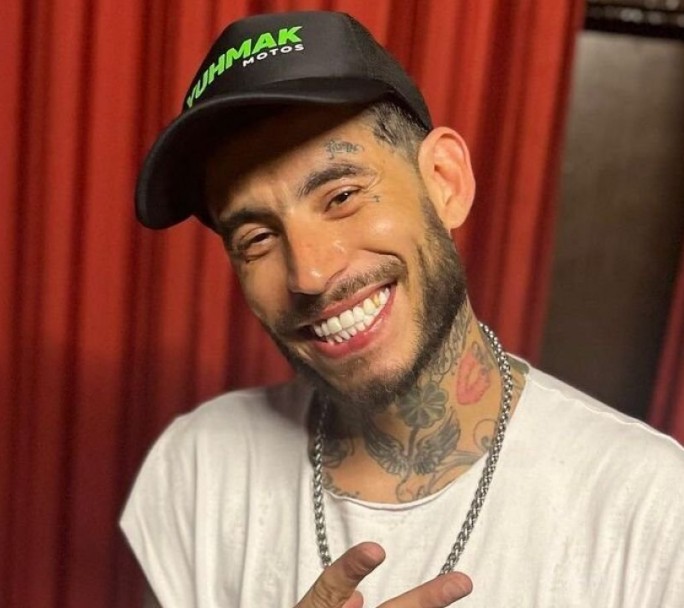 Ulises Bueno anunció que se "alejará de los escenarios" indefinidamente