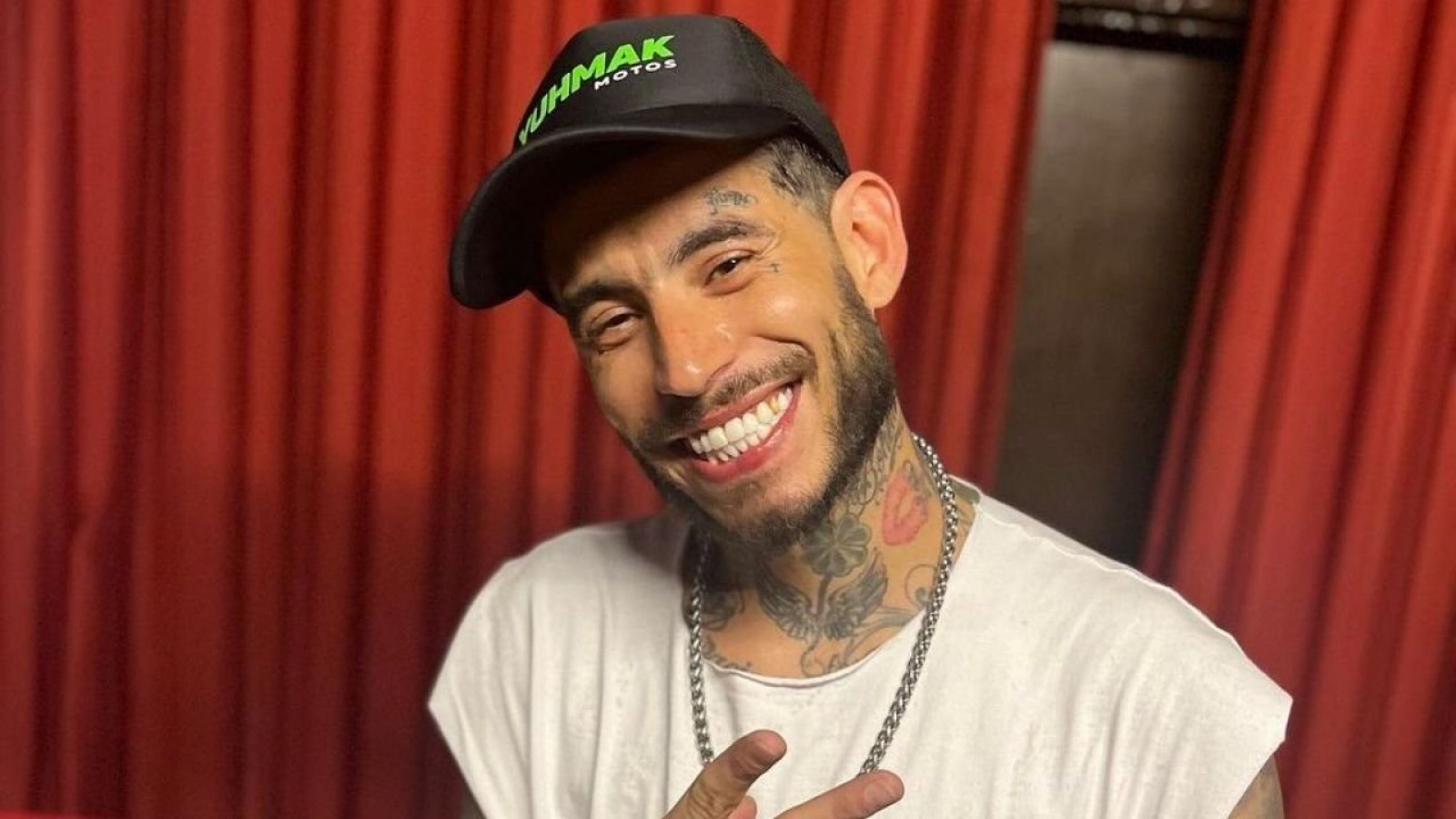 Ulises Bueno anunció que se "alejará de los escenarios" indefinidamente