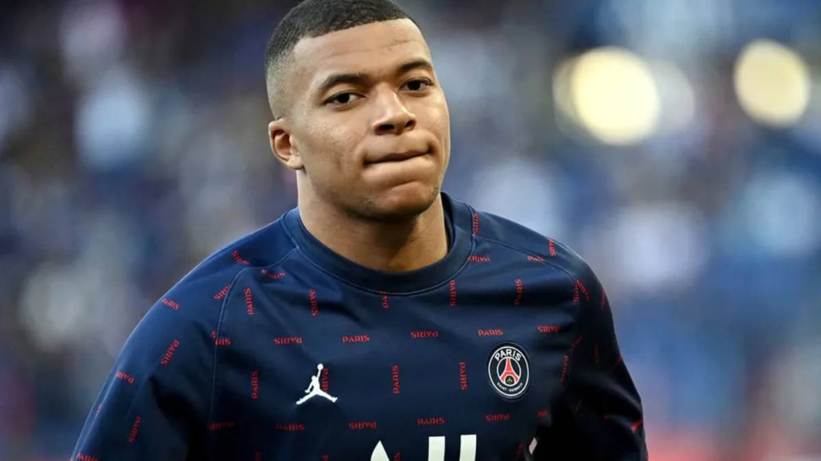 PSG tomó una drástica decisión sobre el futuro de Mbappé