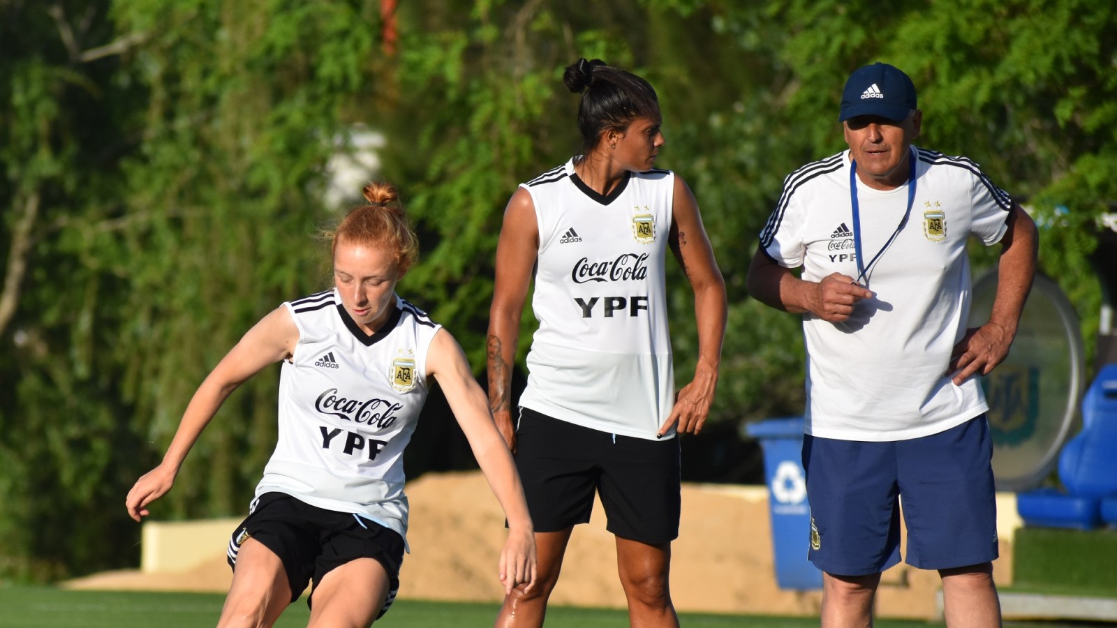 La Selección argentina femenina se entrenó de cara al partido frente a Suecia