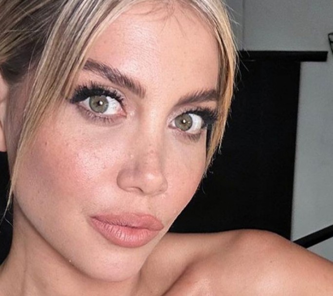 Wanda Nara le reveló detalles de su salud a Ángel de Brito