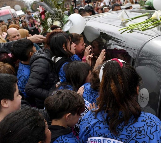 Despiden los restos mientras se espera la indagatoria de los detenidos