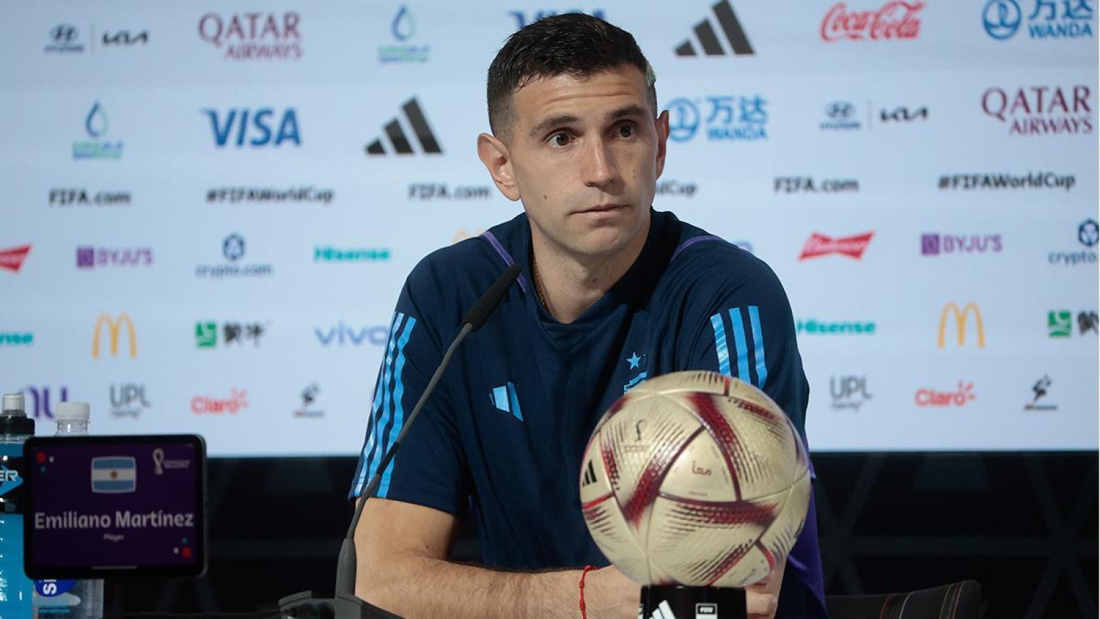 Descartaron la lesión de "Dibu" Martínez y estaría en el arranque de las Eliminatorias