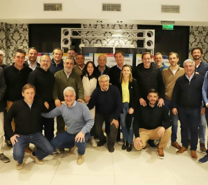 Intendentes le reclaman al Gobierno un fondo extraordinario para pagar la suma fija