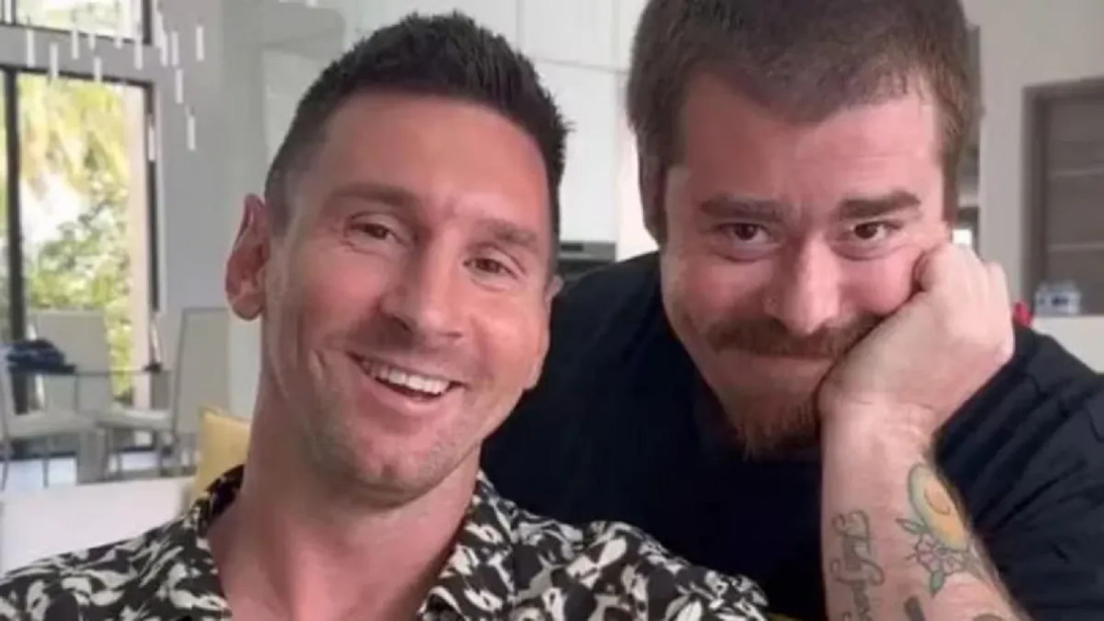 El video del beso de Migue Granados a Lionel Messi