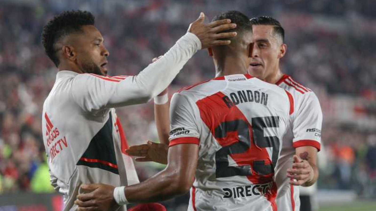 River Plate le ganó a Atlético Tucumán y se arrima a la punta