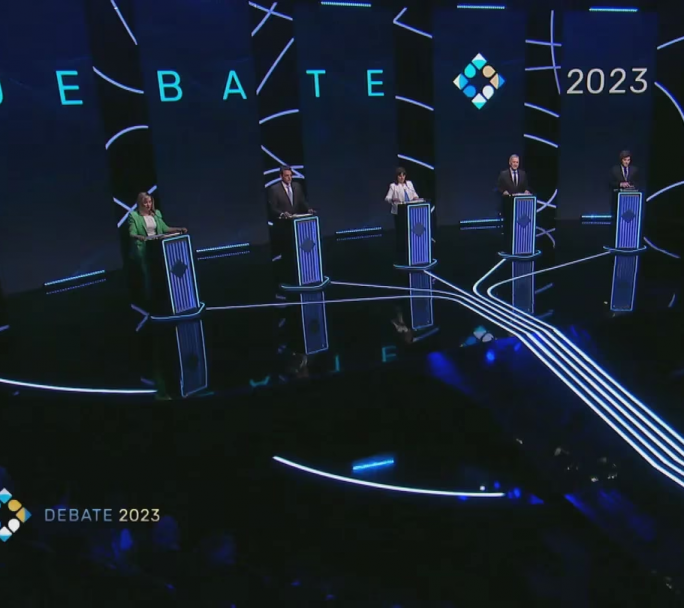 Propuestas, chicanas y gestos, así pasó el primer debate presidencial 2023