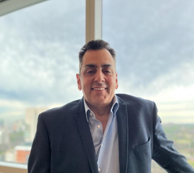 Leo Cifelli: "Contratar artistas y pagarles una fortuna, se terminó"