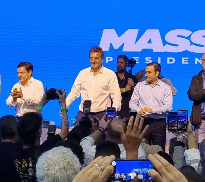Massa llamó a construir "un nuevo pacto federal con más coparticipación"